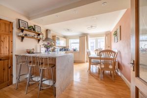 Photo 8- click for photo gallery